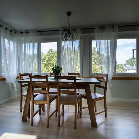 Spacious Family & Friends Victus In By Renters *